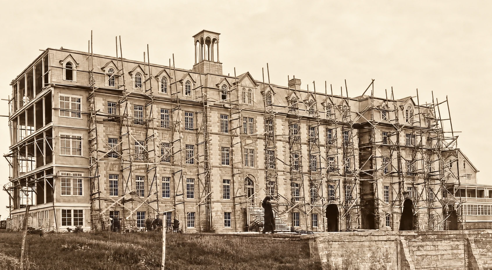 Il secondo collegio in costruzione nel 1920
