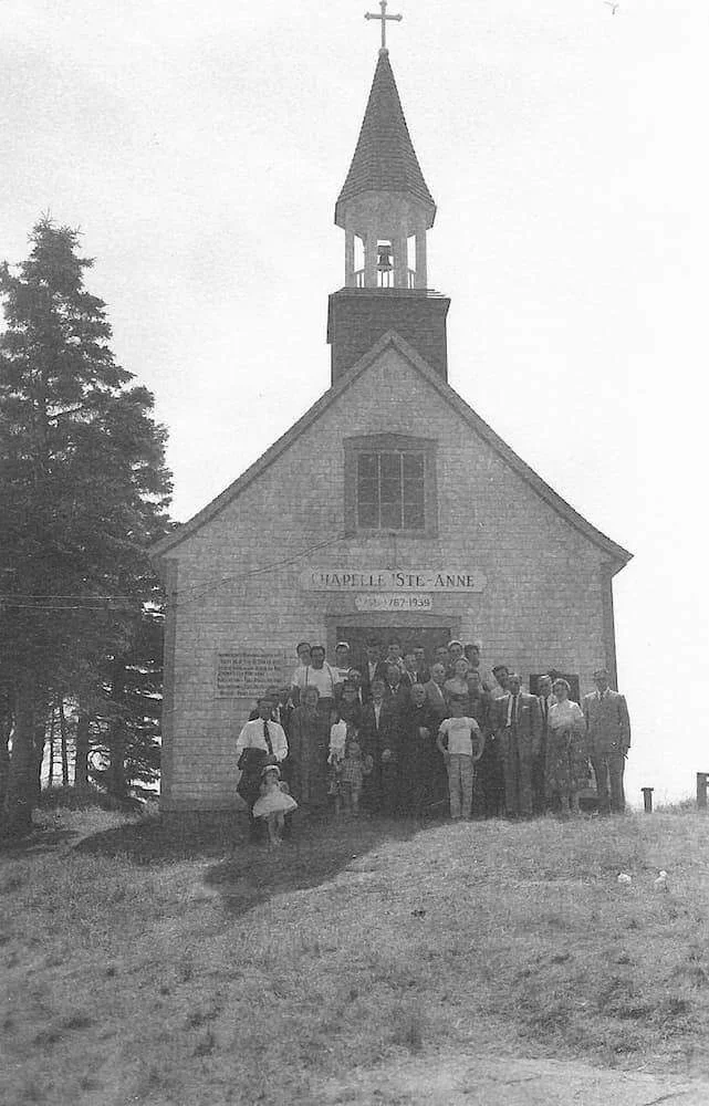 Saint Anne Chapel and a group of parishioners at the entrance