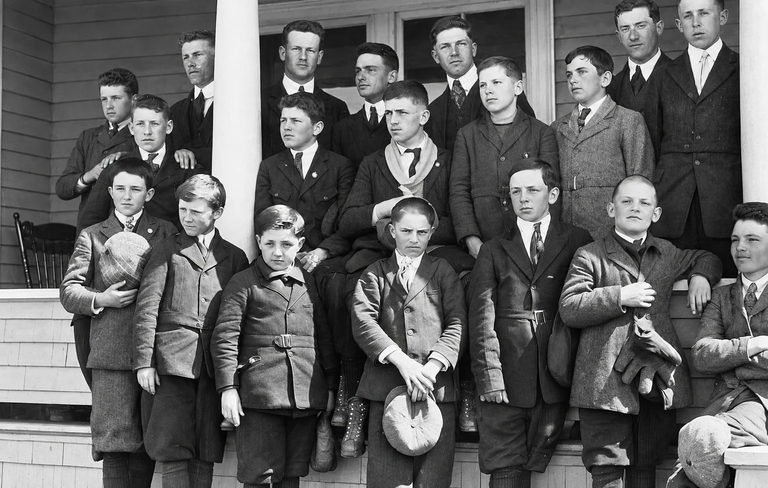 Giovani seminaristi in gita a Comeauville nel 1918